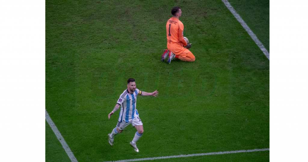 Lionel Messi celebra el penal marcado contra Croacia en la semifinal del Mundial. / FOTO: JUAN ANTONIO SÁNCHEZ.