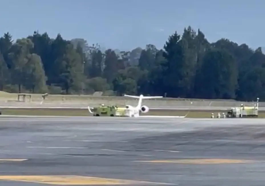 Avion-se-salio-de-la-pista-el-aeropuerto-Jose-Maria-Cordova-1
