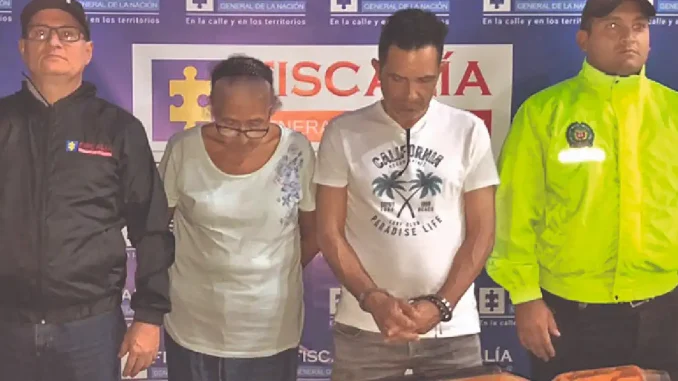 Madre e hijo capturados por homicidio en envigado