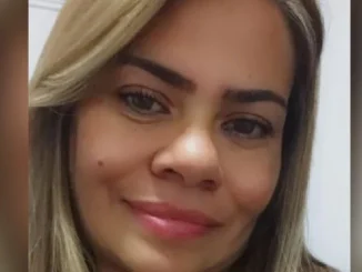 La mujer fue encontrada en la casa del presunto agresor envuelta en sábanas.