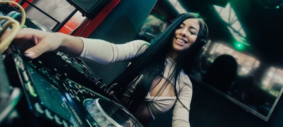 DJ Valentina Trespalacios