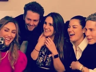 Las ex Rebelde, compartieron un momento con sus familias.