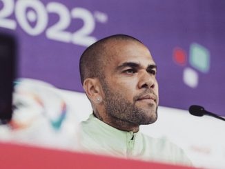 A Dani Alves le cobran un dineral en México.