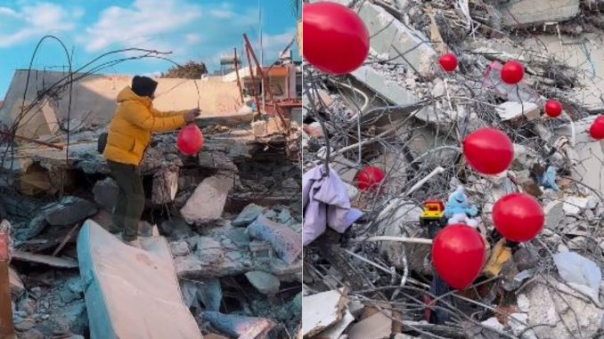 Globos homenaje para niños en Turquía
