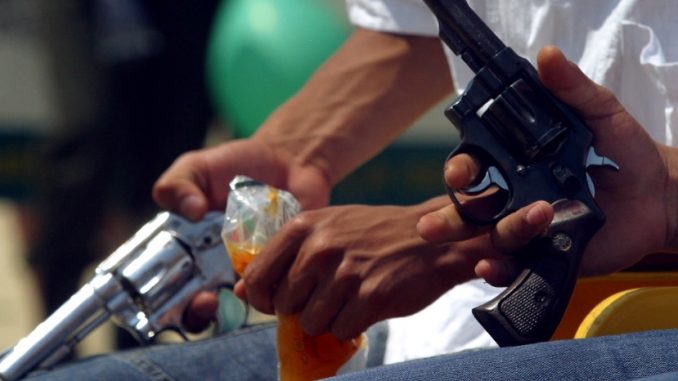 Estructuras criminales de Medellín están dialogando con el Estado.