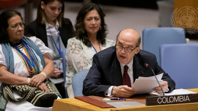 El canciller Álvaro Leyva se metió en aprietos por unas declaraciones sobre la minga indígena. /FOTO: COLPRENSA.