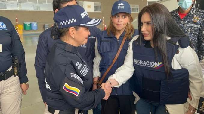 Aida Merlano fue recibida en un gran operativo.