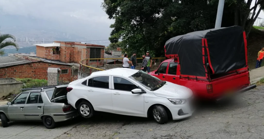 Así quedó la escena del accidente. /FOTO: SUSANA COGUA.