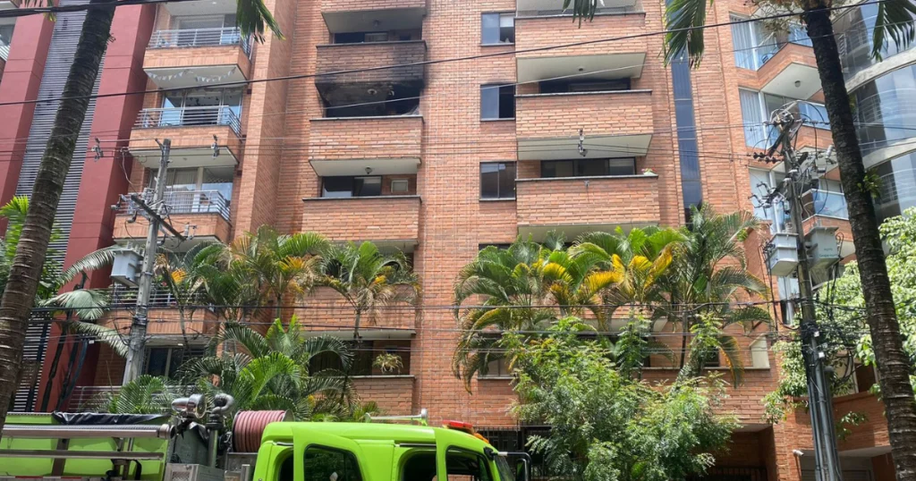 Gran incendio en Laureles