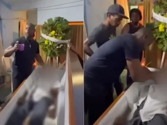 Muerto-tomando-sopa-en-su-velorio