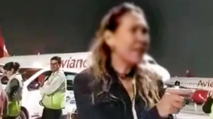 Policía