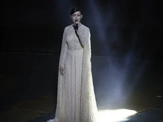 Sofia Carson es una actriz barranquillera que deslumbró en los Óscar por su talento y elegancia.