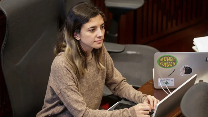 La congresista Susana Boreal deberá responder ante la Procuraduría por irregularidades en la contratación de su novio, así como por las acusaciones de maltrato laboral.