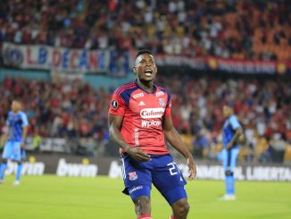 Diber Cambindo, jugador del Poderoso
