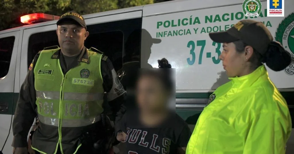 La mujer fue capturada en una vivienda en Bello, y fue condenada por varios hechos de abuso sexual. /FOTO: FISCALÍA GENERAL DE LA NACIÓN. 