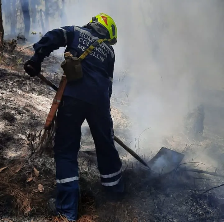 Incendio-en-Medellín-2