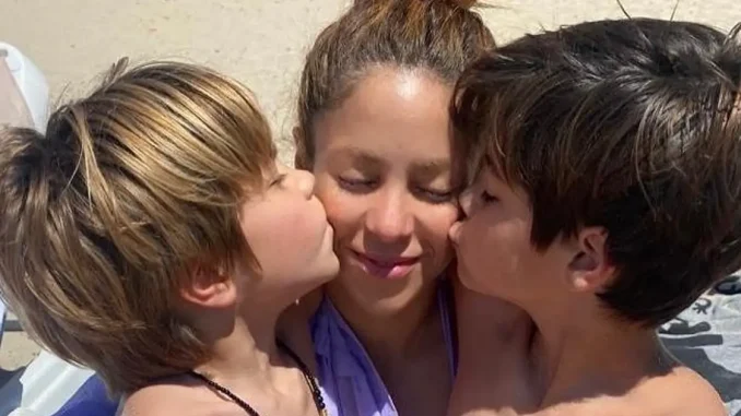 Shakira-con-sus-hijos-Milan-y-Sasha