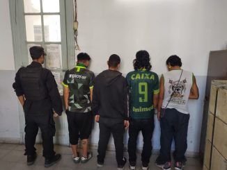 Hinchas nacional detenidos