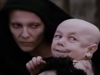 Así se ve el bebé de la Pasión de Cristo llegando a sus 60 años