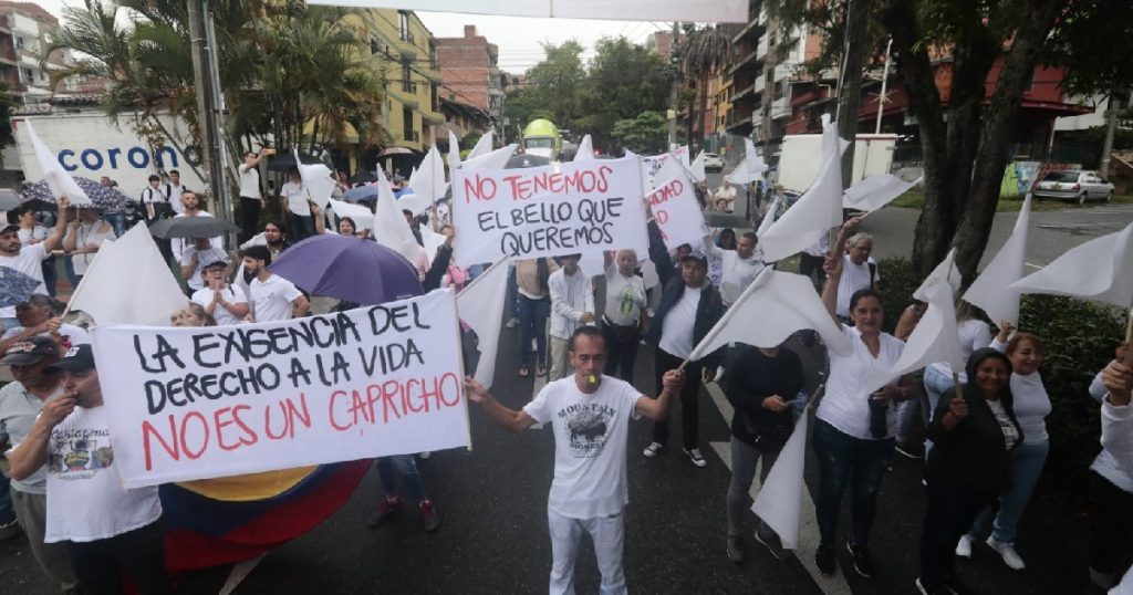 Comerciantes y habitantes del barrio Cabañas se manifestaron