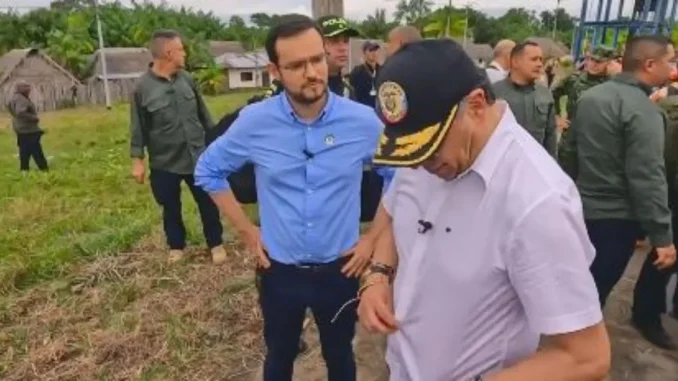 Camisa del presidente Gustavo Petro