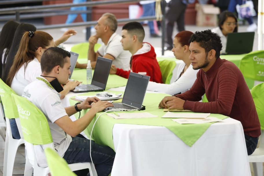Feria de empleo de Comfenalco Antioquia