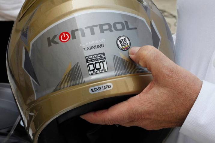 Casco KNT Certificado