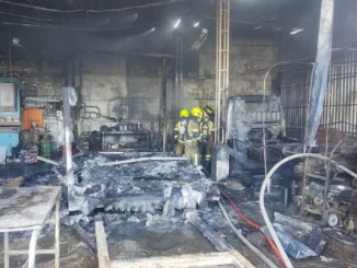 Incendio en taller en Altavista