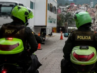 Cárcel a 4 policías que le habrían exigido $ 4 millones a un joven