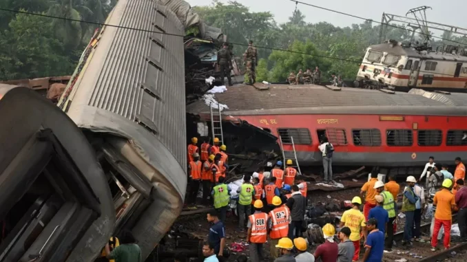 Tren descarrilado, India, mundo, tragedia, internacional, muertos, heridos, choque, videos, Q’Hubo Medellín