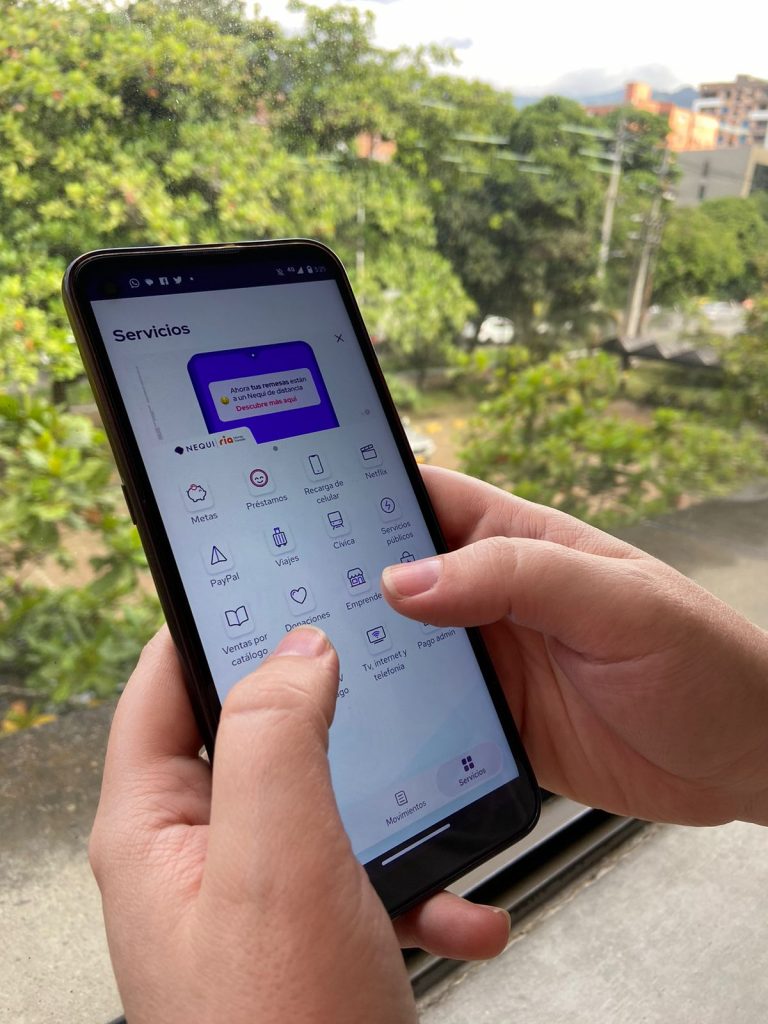 Nequi, app bancarias, ahorro, aplicación