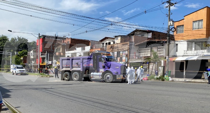 Accidente en la carrera 80 dejó 2 muertos 