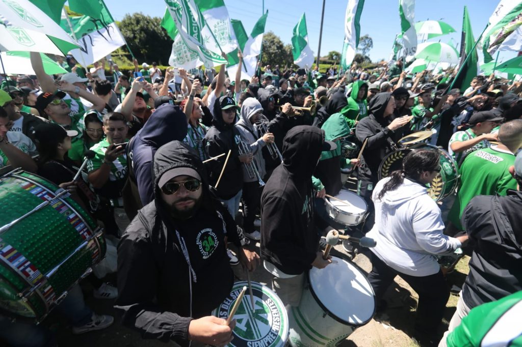 Barra de apoyo al Nacional. 