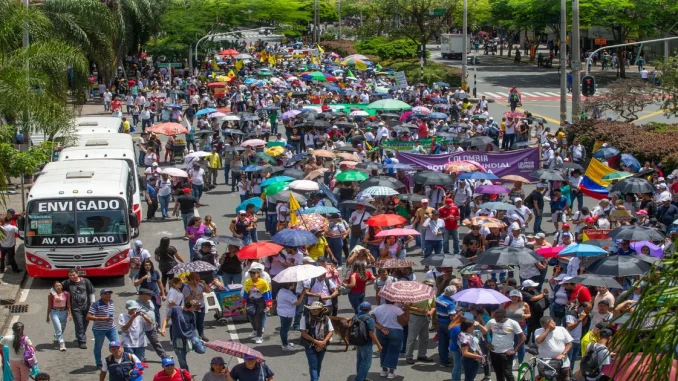Marcha en apoyo al Gobierno de Petro en Medellín fue masiva