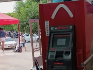 Cajero regaló plata en La Guajira