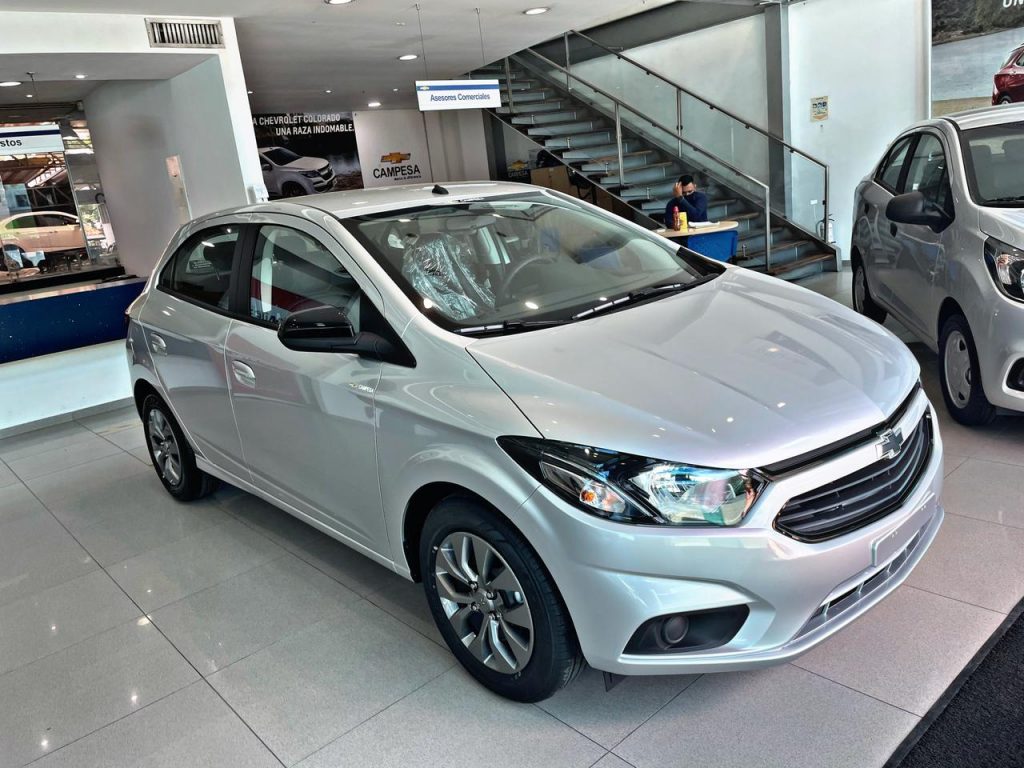 Chevrolet Joy hatchback
