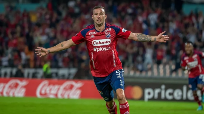 Medellín - Luciano Pons