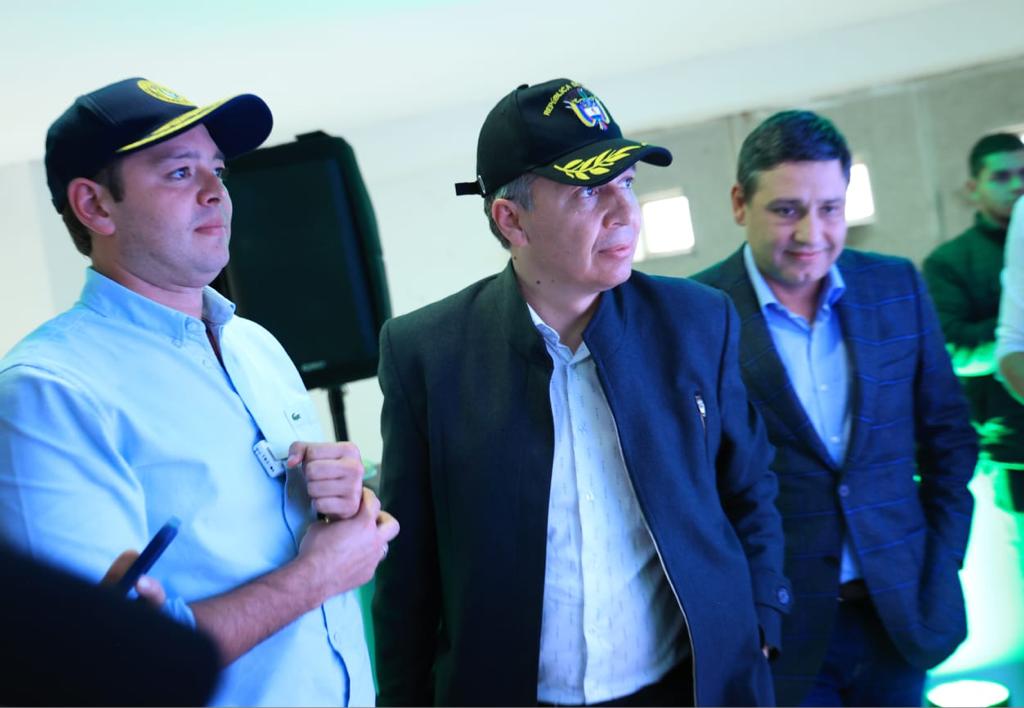 MinTransporte-quiere-mandar-a-guardar-los-carros-particulares-en-hora-pico2