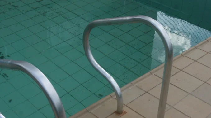 Niño murió ahogado en una piscina