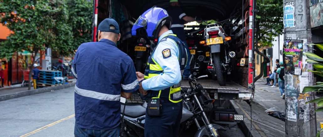 En dos operativos diferentes se inmovilizaron 11 motos en Manrique y Aranjuez.