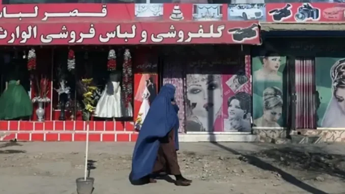 Ordenan-cierre-de-salones-de-belleza-Afganistan