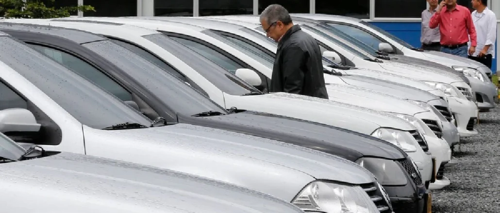 El ranking analizó el salario anual promedio de Colombia y que proporción de él se tiene que gastar una persona para comprar un carro.