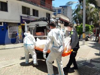 Hombre hallado muerto en su apartamento