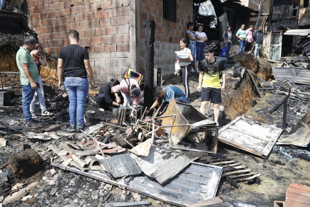 Incendio barrio San Francisco Itaguí 