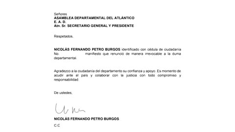 Renuncia a Curul Petro