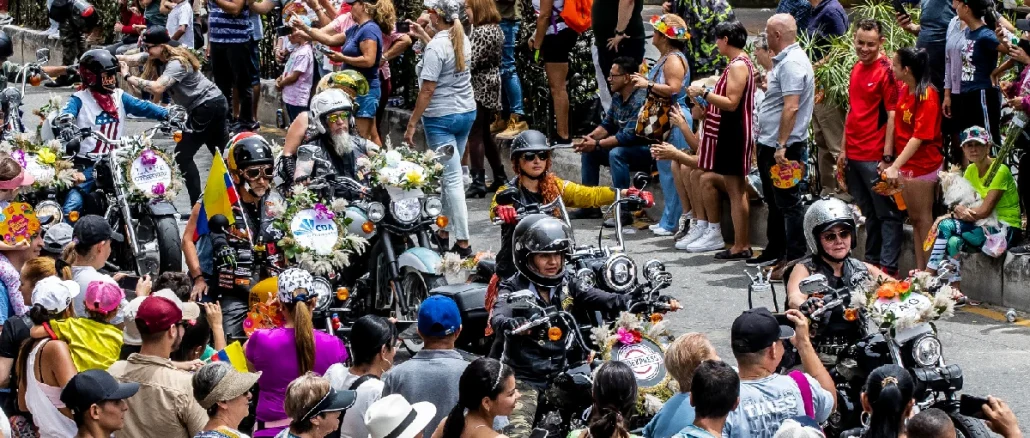 Así fue el desfile de motos Héroes de la Patria de la Feria de las Flores.