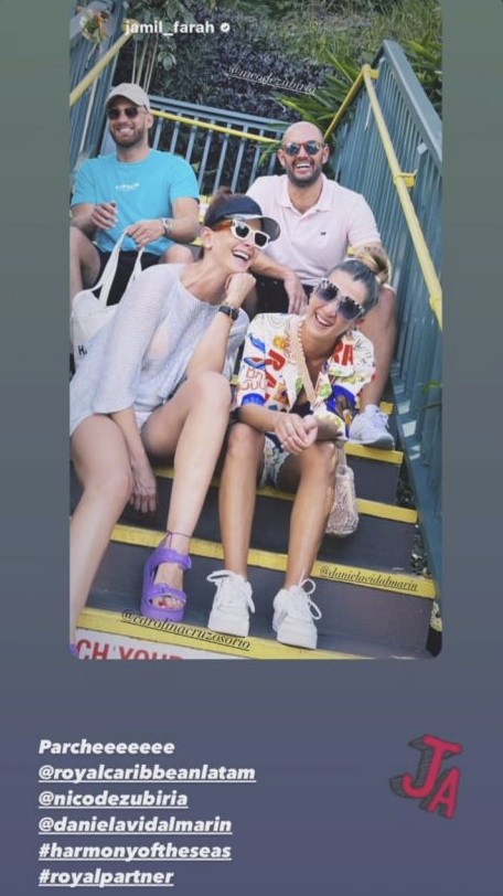 A Carolina y su novio se le sumó Nicolás de Zubiria y su esposa Daniela Vidal, que no han parado de subir contenido sobre el crucero