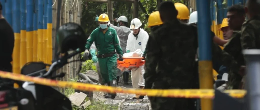 Los mineros fueron rescatados después de que los organismos del socorro bombearán el agua de la mina en la que se encontraban atrapados en Amagá.