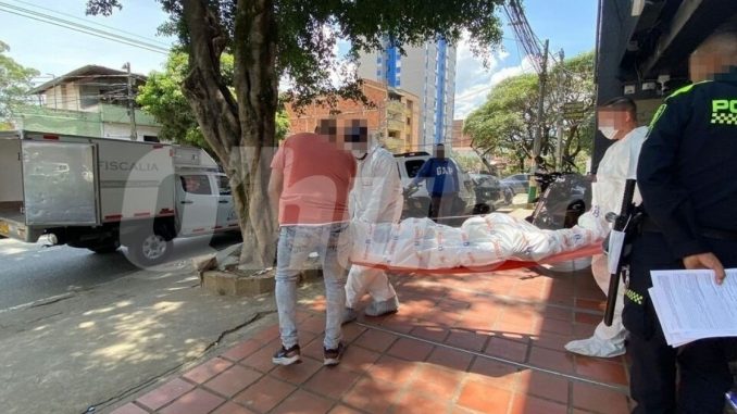 Hombre encontrado muerto en hotel