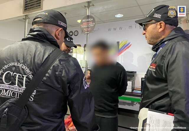 Hombre arrestado por maltrato bebé